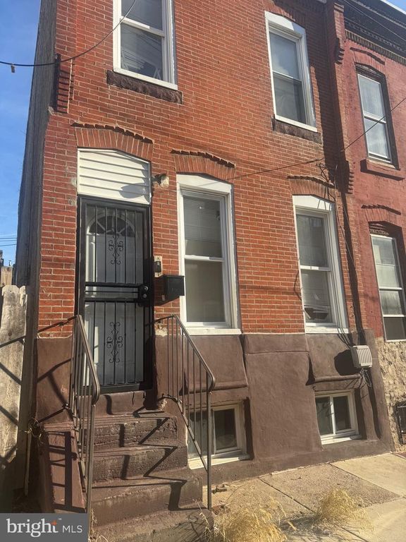 2727 N SYDENHAM ST, Philadelphia, PA 19132
