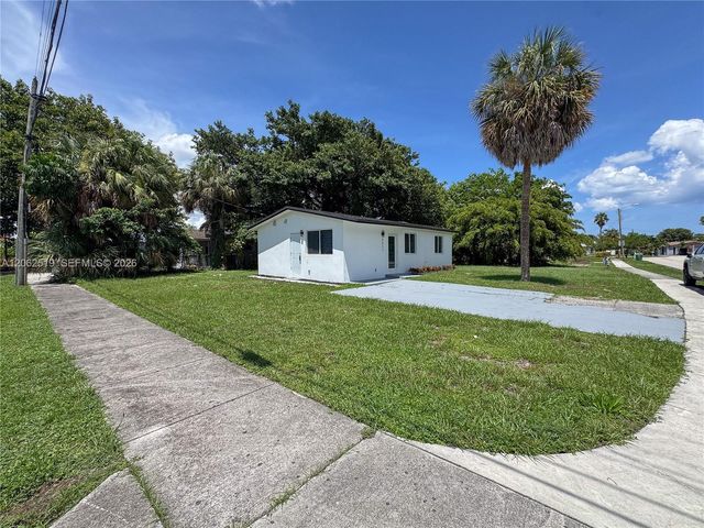 3311 NW 9th Street, Lauderhill, FL 33311