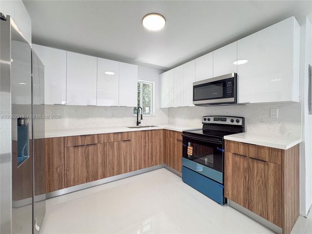 3311 NW 9th Street, Lauderhill, FL 33311