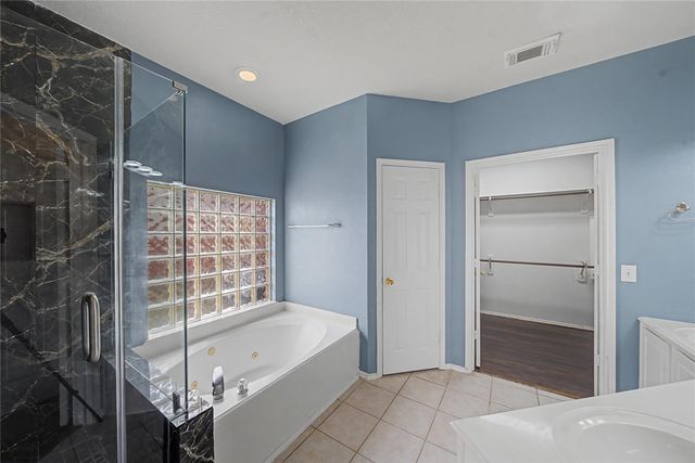 1611 Brazos Gate Drive, Richmond, TX 77469