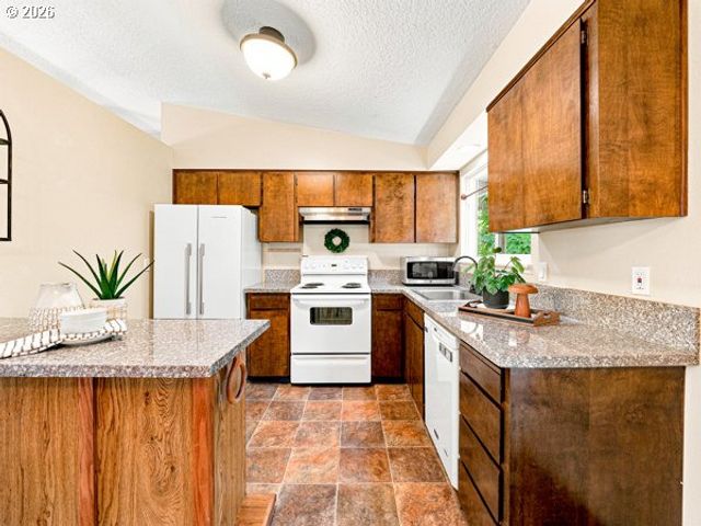 5736 Se 130TH Pl, Portland, OR 97236
