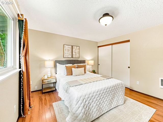 5736 Se 130TH Pl, Portland, OR 97236
