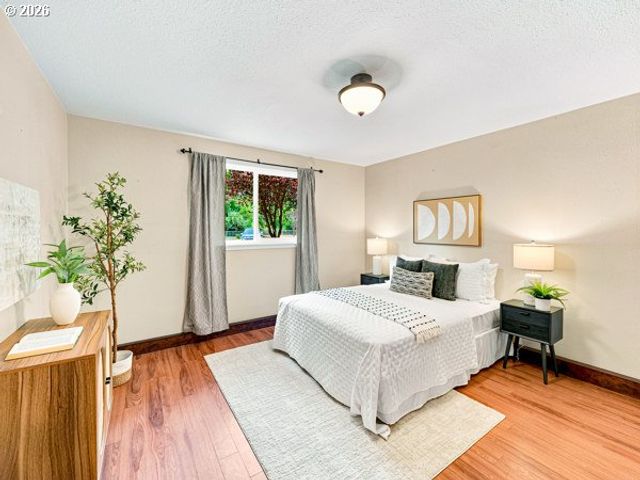5736 Se 130TH Pl, Portland, OR 97236