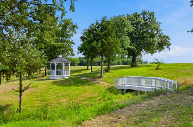 1073 Gordonville Road, Gordonville, TX 76254
