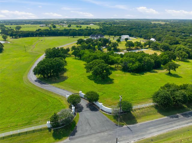 1073 Gordonville Road, Gordonville, TX 76254
