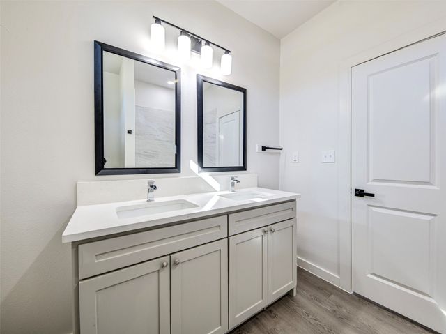 170 Half Moon Way, Runaway Bay, TX 76426