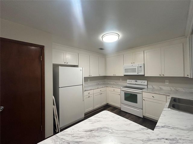 3462 NW 35TH PLACE, Gainesville, FL 32605