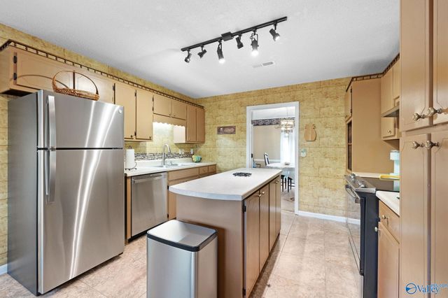 1511 Jason Street, Albertville, AL 35950