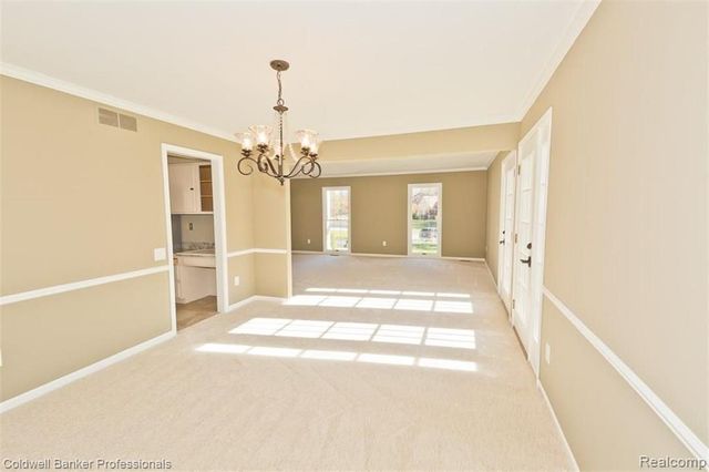 7322 Sandy Creek Lane, Bloomfield Hills, MI 48301