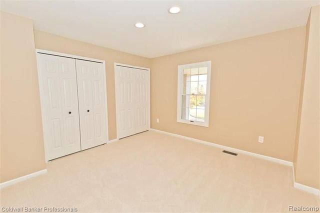 7322 Sandy Creek Lane, Bloomfield Hills, MI 48301