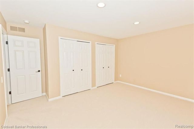 7322 Sandy Creek Lane, Bloomfield Hills, MI 48301