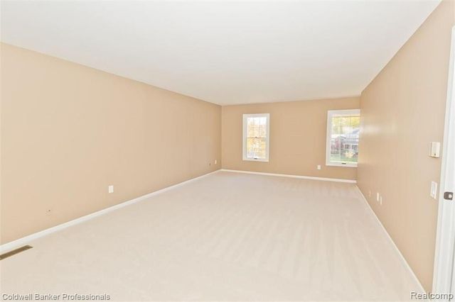 7322 Sandy Creek Lane, Bloomfield Hills, MI 48301