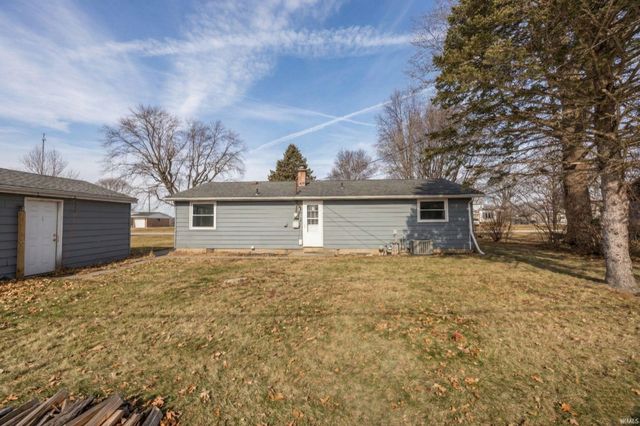 909 North Drive, Crawfordsville, IN 47933