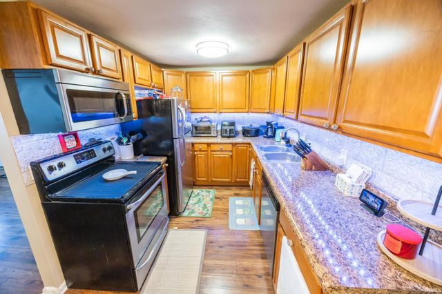 909 North Drive, Crawfordsville, IN 47933