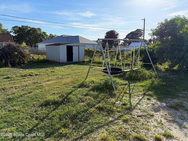 601 Sauders Road SE, Palm Bay, FL 32909