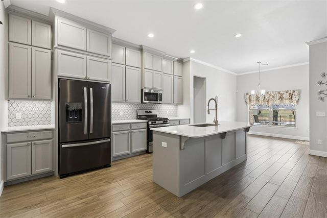 2504 NE 15th Street, Moore, OK 73160