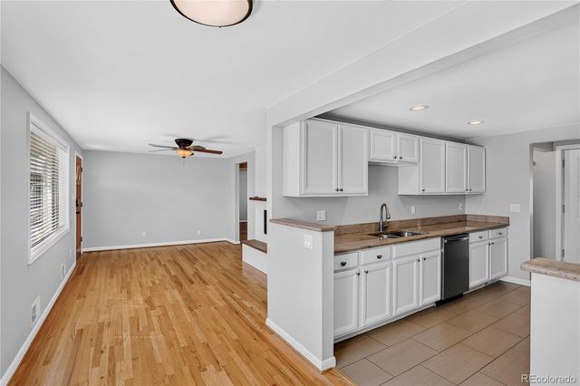 9823 W 53rd Avenue, Arvada, CO 80002