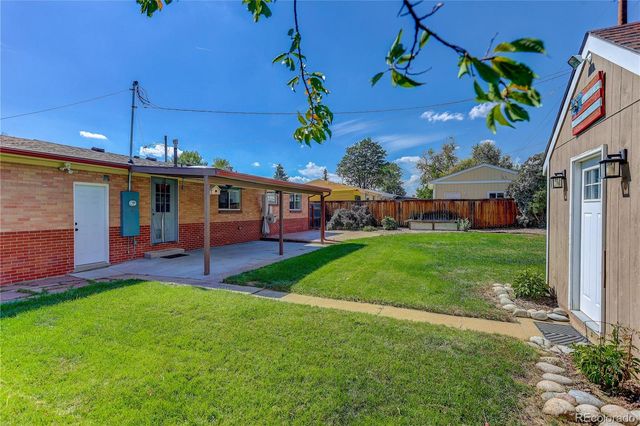9823 W 53rd Avenue, Arvada, CO 80002