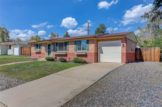 9823 W 53rd Avenue, Arvada, CO 80002