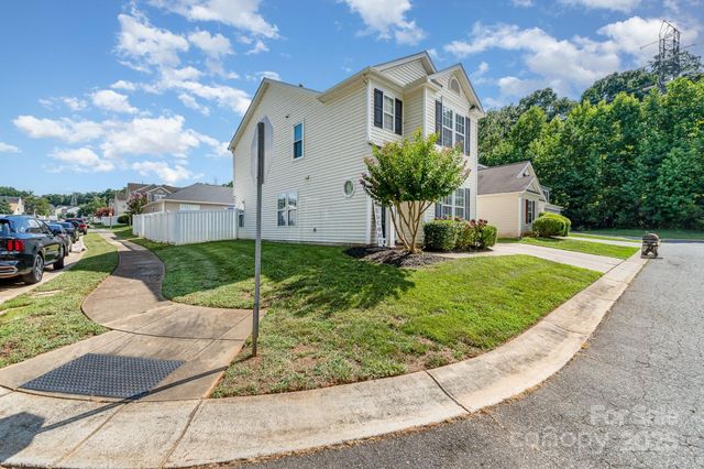 13412 Golden Apple Court, Charlotte, NC 28215