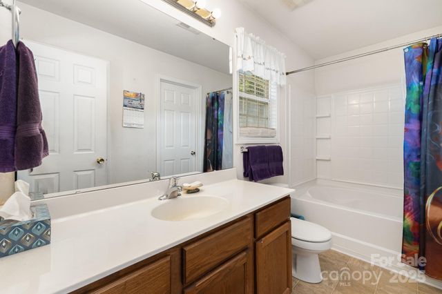 13412 Golden Apple Court, Charlotte, NC 28215