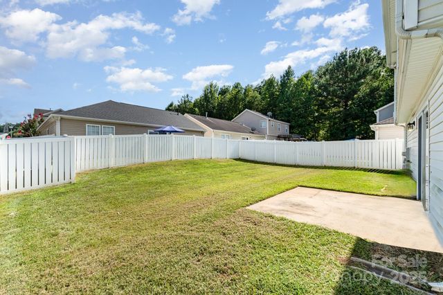 13412 Golden Apple Court, Charlotte, NC 28215