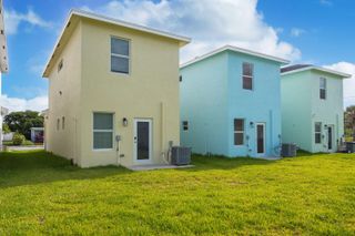 408 NW 13th Avenue 2, Boynton Beach, FL 33435