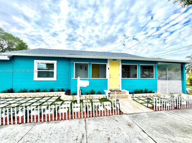 1218 N 24th Ave, Hollywood, FL 33020