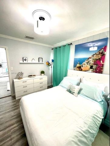 1218 N 24th Ave, Hollywood, FL 33020