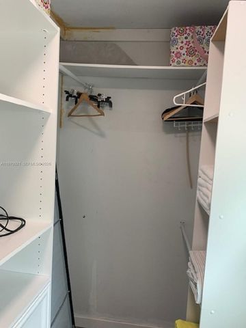 1218 N 24th Ave, Hollywood, FL 33020