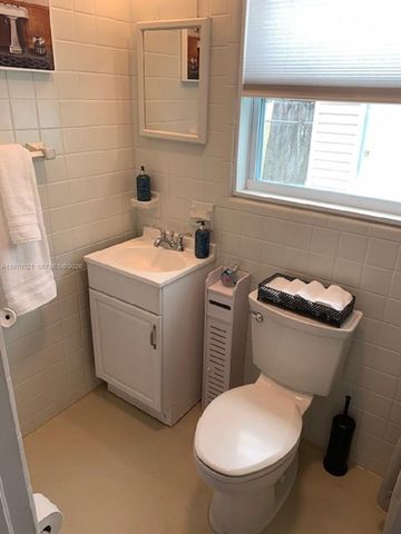 1218 N 24th Ave, Hollywood, FL 33020