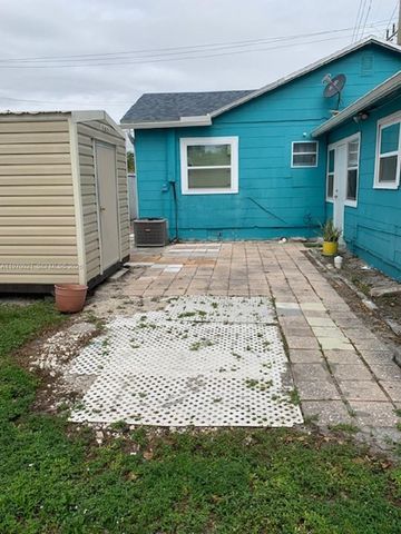 1218 N 24th Ave, Hollywood, FL 33020