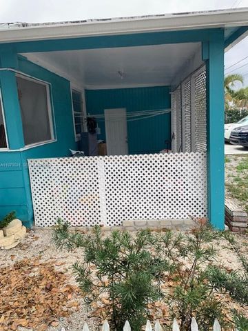 1218 N 24th Ave, Hollywood, FL 33020