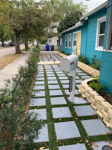 1218 N 24th Ave, Hollywood, FL 33020