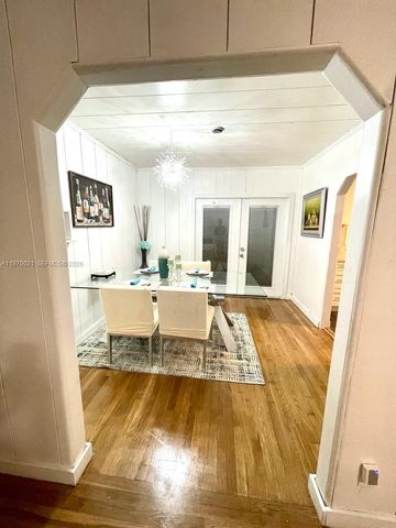 1218 N 24th Ave, Hollywood, FL 33020