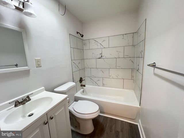 1637 MANOR RD, Dundalk, MD 21222