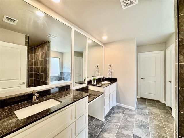 9101 NW 124th Street, Yukon, OK 73099