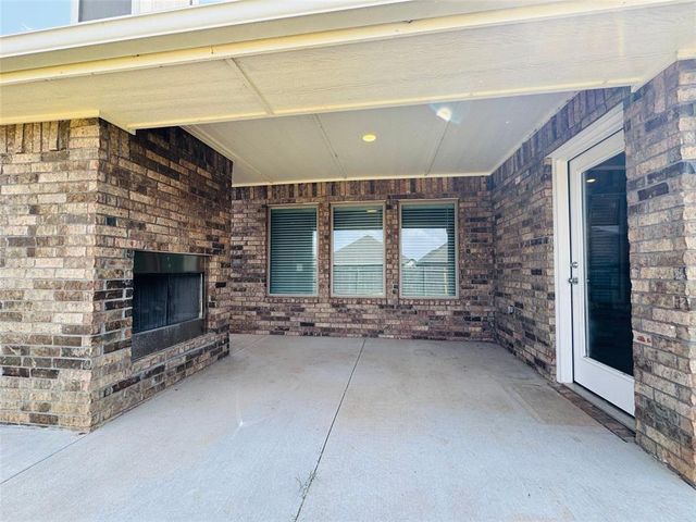 9101 NW 124th Street, Yukon, OK 73099