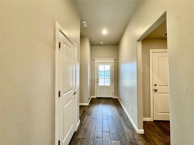 9101 NW 124th Street, Yukon, OK 73099