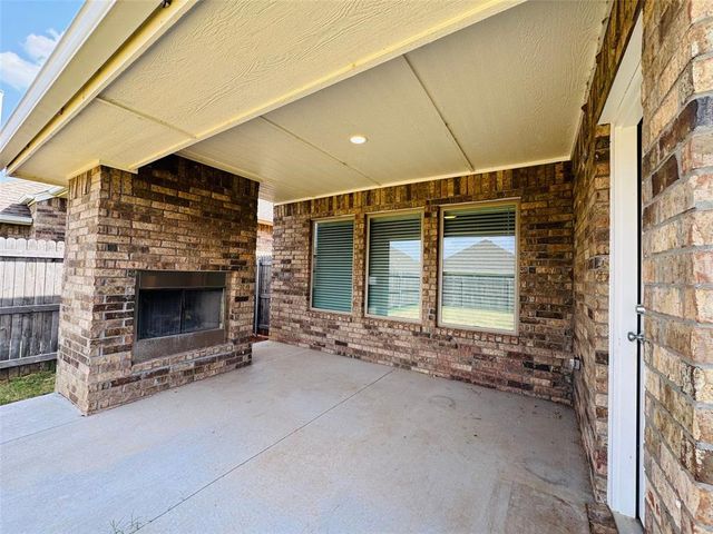 9101 NW 124th Street, Yukon, OK 73099