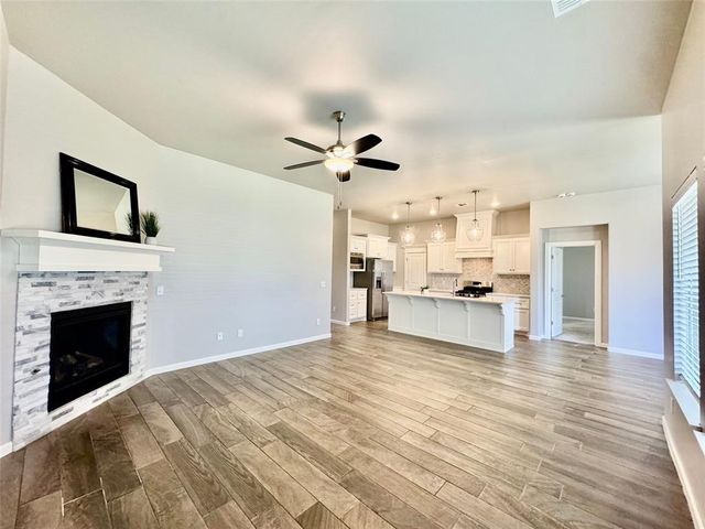9101 NW 124th Street, Yukon, OK 73099