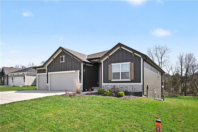 16655 NW 124th Street, Platte City, MO 64079