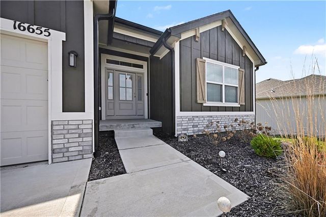 16655 NW 124th Street, Platte City, MO 64079