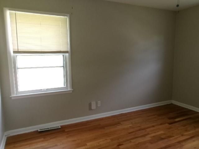 7624 E 75th Street E, Kansas City, MO 64138