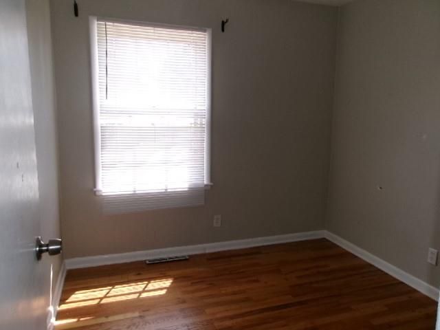 7624 E 75th Street E, Kansas City, MO 64138