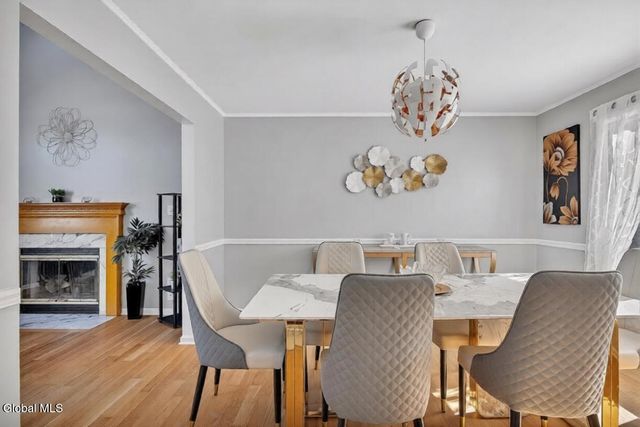 217 Long Meadow Lane, Rotterdam, NY 12306