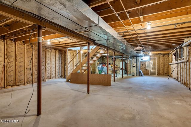 217 Long Meadow Lane, Rotterdam, NY 12306