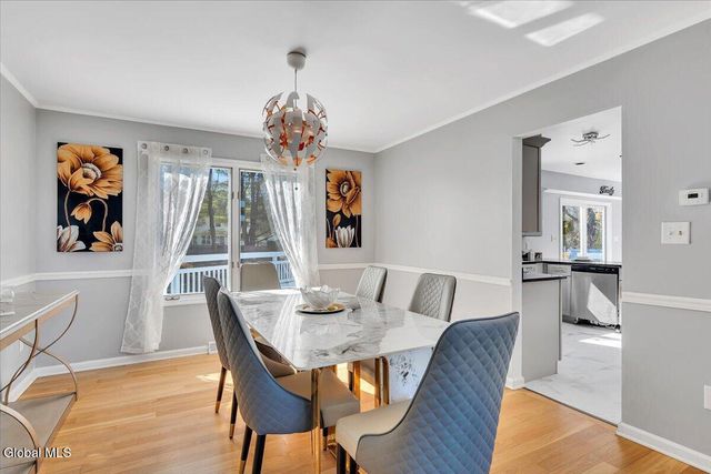 217 Long Meadow Lane, Rotterdam, NY 12306