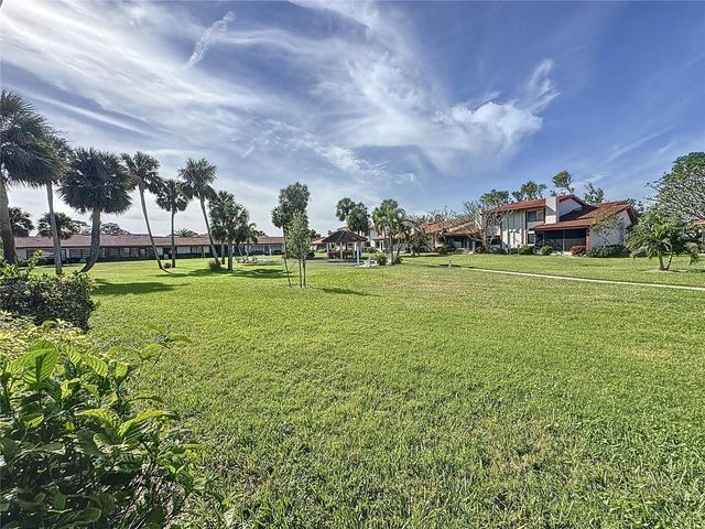 707 SORRENTO INLET 707, Nokomis, FL 34275