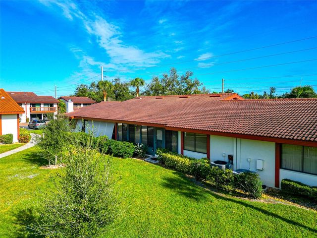 707 SORRENTO INLET 707, Nokomis, FL 34275